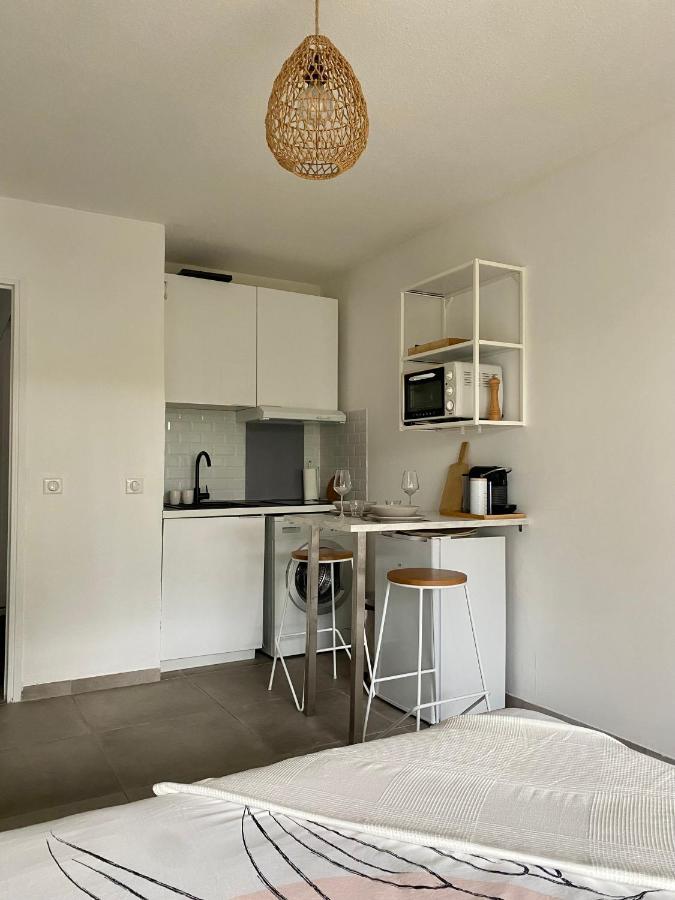 Le Maya - Studio Avec Piscine Antibes Luaran gambar